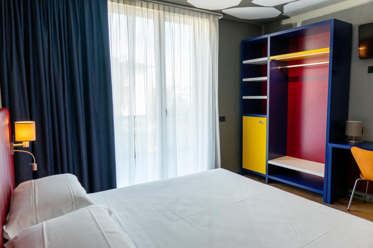 K Modern Hotel Пескьера-дель-Гарда Экстерьер фото