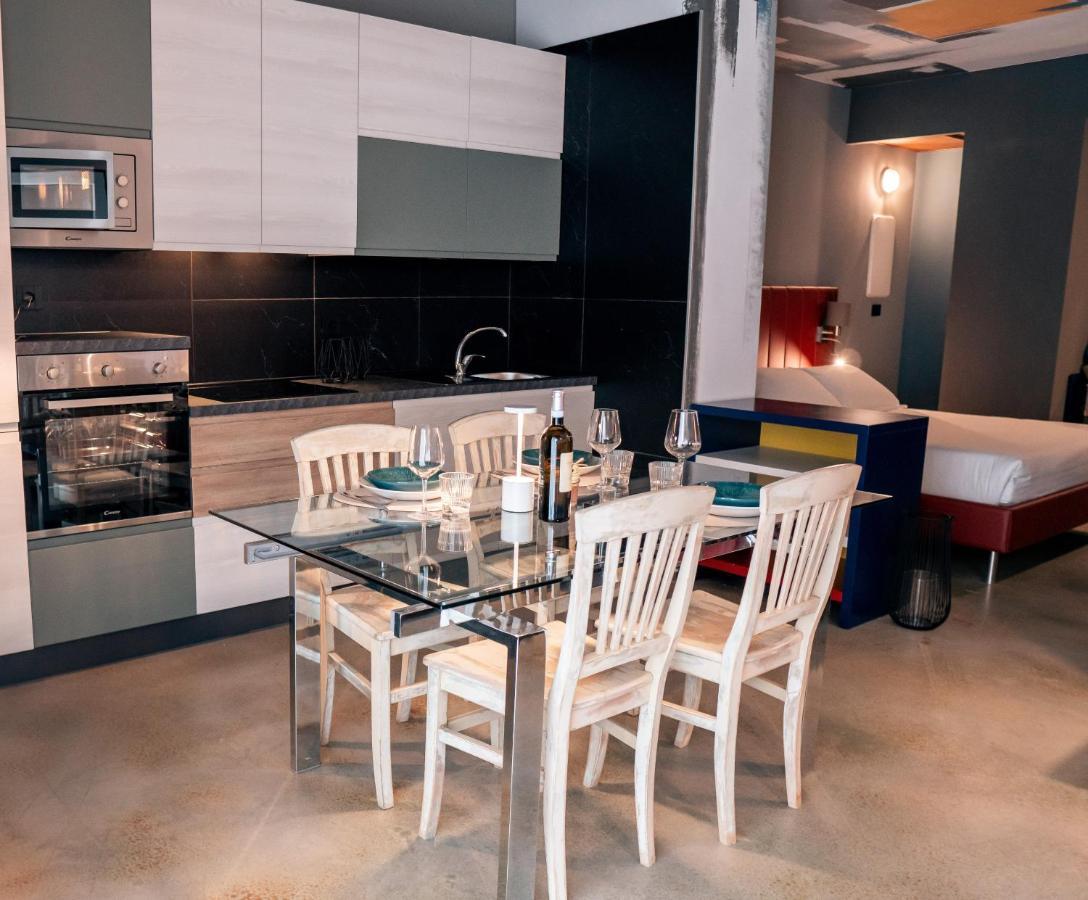 K Modern Hotel Пескьера-дель-Гарда Экстерьер фото